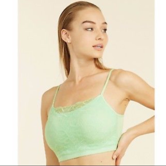 Seamless padded lace bralette-pick a color ๐HP๐ - Picture 2 of 8